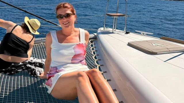 Снимка: Британка отслабна с 56 кг, след като в самолета едвам закопча предпазния колан