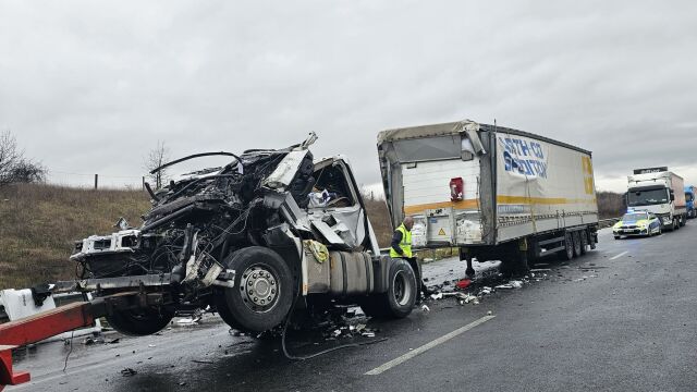 Снимка: Възстановено е движението по магистрала „Марица“ след Свиленград