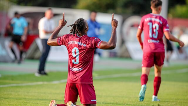 Снимка: Рязък завой: Левски зачеркна Хуан Переа, ясно е кого взима