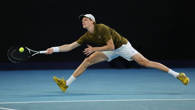 Снимка: Пет поред за Синер – време ли е Джокович да си върне трона? 