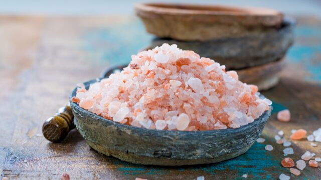 Снимка: Какво се случва, ако сложите сол в ъглите на дома ви?