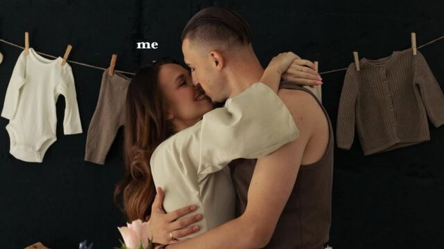 Снимка: Футболен национал чака бебе. Прави известен вратар дядо 