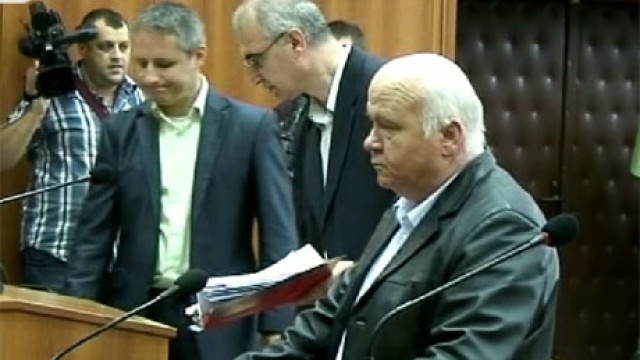 Снимка: Отстраниха кмета на Садово от поста