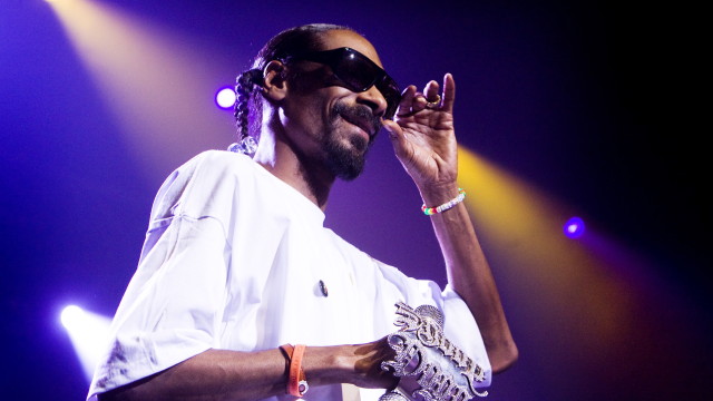 Снимка: И Snoop Dogg се включва в помощта за Япония