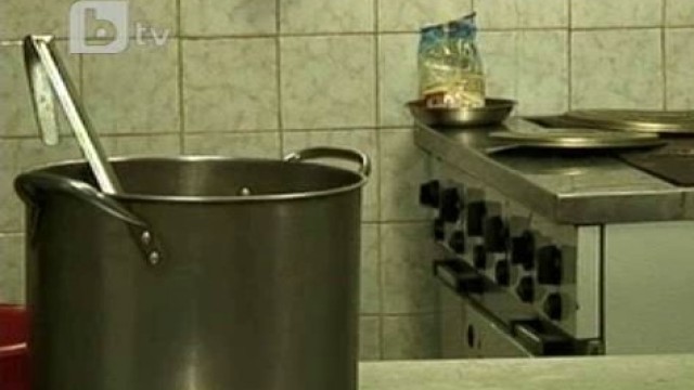 Снимка: Храната в лагера в Обзор не е причинила натравяне на децата