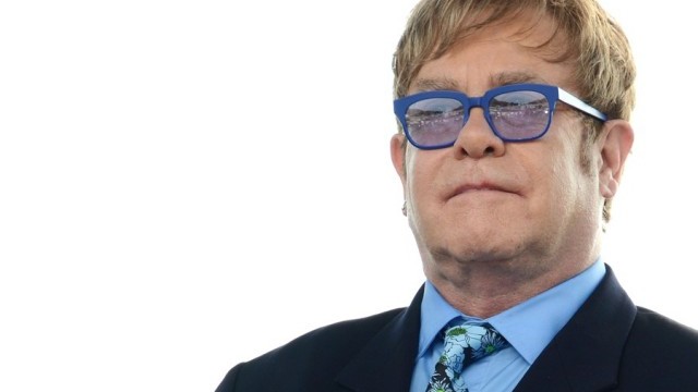 Снимка: Елтън Джон: Писна ми от брекзит, не съм глупав английски империалист