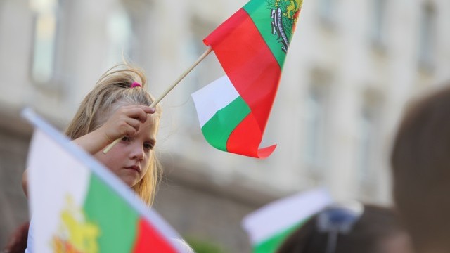 Снимка: Протестът срещу кабинета продължава с мисъл за есента