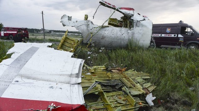 Снимка: Установена е самоличността на 127 жертви от фаталния MH17