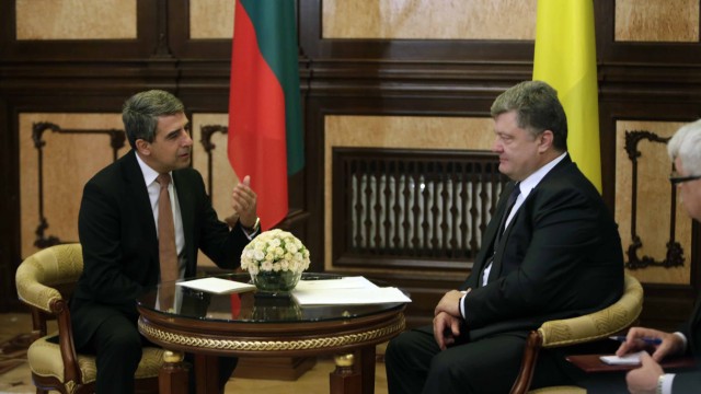 Снимка: Плевнелиев в Киев: Енергетиката не трябва да се политизира