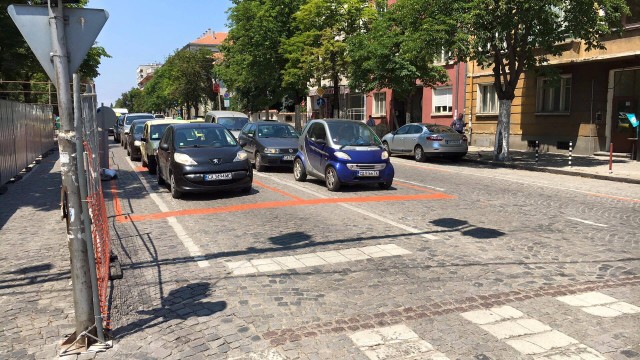 Снимка: Затруднено придвижване в София заради строежа на метрото