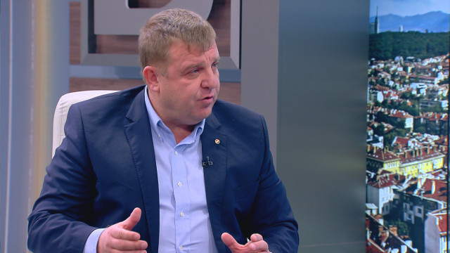Снимка: Красимир Каракачанов: Футболът е отражение на състоянието на държавата