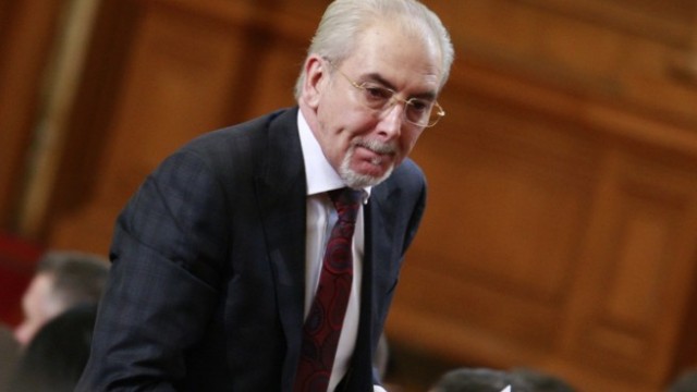 Снимка: Лютви Местан: Отказът за регистрация на ДОСТ е лоша новина за България