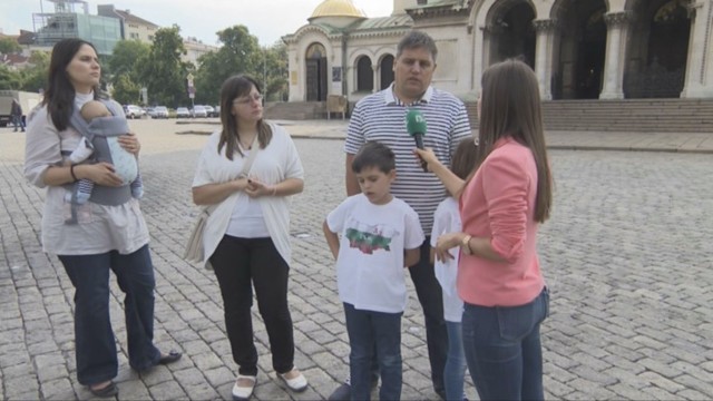 Снимка: Родители настояват за промени в системата на образованието