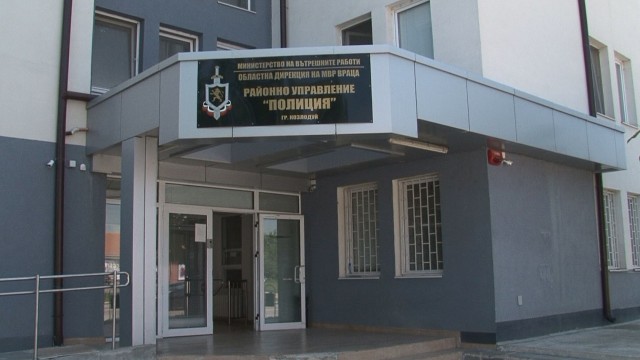 Снимка: „Увòлни” ли полицаи в Козлодуй шефът от атомната централа?