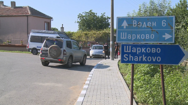 Снимка: Започва изплащането на обезщетенията за умъртвените животни в Шарково