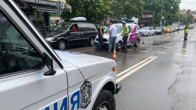 Снимка: Жена е блъсната на пешеходна пътека в Благоевград