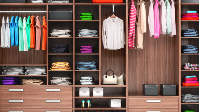 Снимка: Капсулен гардероб за 2026: Как с по-малко дрехи да бъдем по-стилни (ВИДЕО)