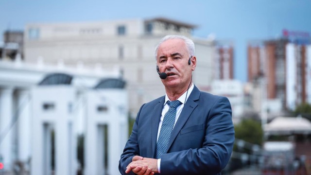 Снимка: Етнически албанец – вариант за нов македонски премиер