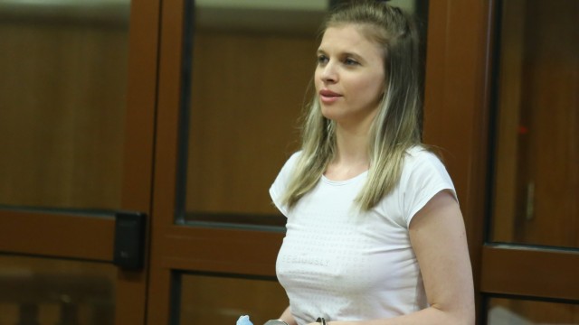 Снимка: Съдът отложи делото срещу певицата ЛиЛана