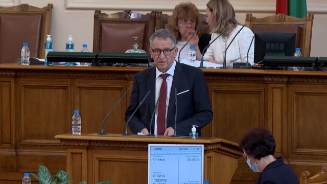 Снимка: Депутатите изслушаха Стойчо Кацаров за подготовката за нова COVID вълна (ОБЗОР)
