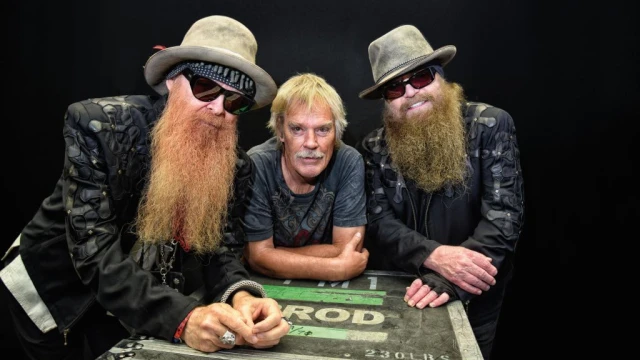 ZZ TOP стриймват новия си лайв албум 