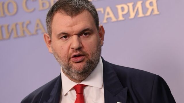 Снимка: Делян Пеевски: ПГ на ДПС няма да участва в преговори за правителство. ИТН да върне мандата