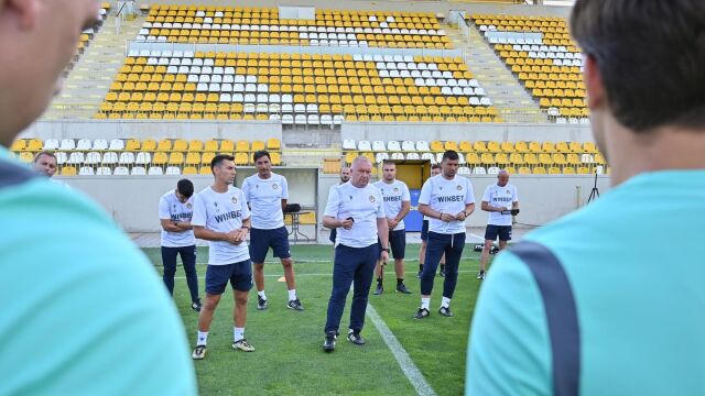 Снимка: Ботев Пд си плати и отново може да прави трансфери