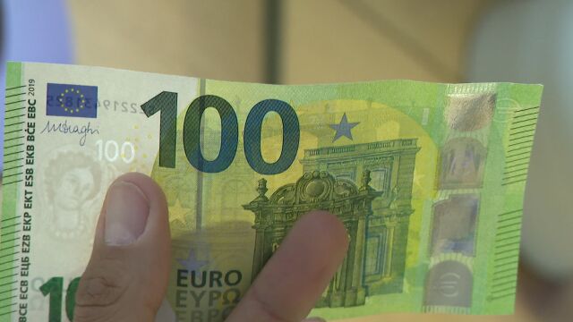 Как да различаваме оригиналните евробанкноти от фалшификатите?