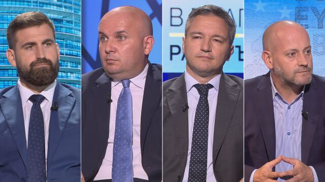 Митове, очаквания и истини: Евродепутати в Страсбург в дебат за еврото