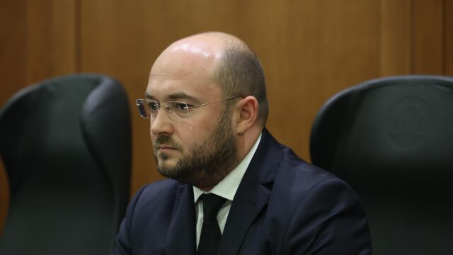 Снимка: По искане на правосъдния министър: ВКС отстрани от длъжност ЧСИ Галин Костов