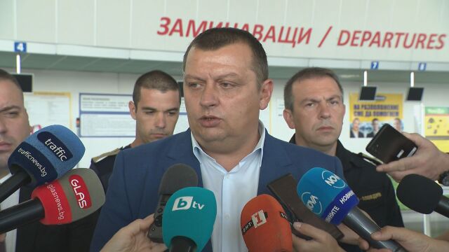Тони Тодоров за пожарите: Най-критична е ситуацията в Струмяни