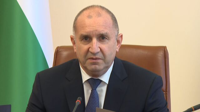 Снимка: Румен Радев: Нужно е бързо завършване на проверките на качеството на пътищата