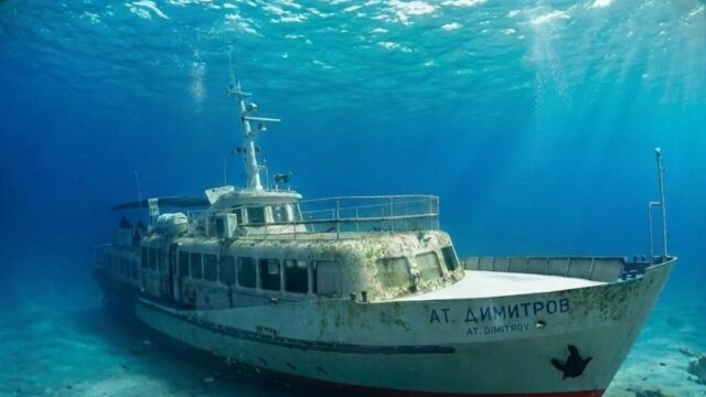Нов живот за легендарен кораб - превръщат го в изкуствен риф в Черно море