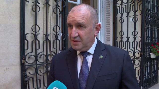 Снимка: Румен Радев е отхвърлил поканата на Макрон за участие на България в Коалицията на желаещите за Украйна