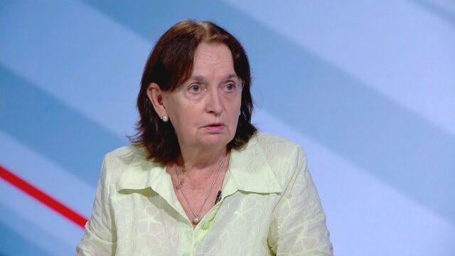 Снимка: Мими Виткова: Здравната система беше докарана до сергия
