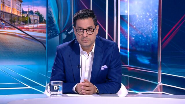 Снимка: Коментар на водещия: Дипломация на два гласа