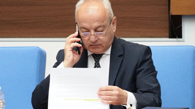 Снимка: От 1 януари 2027 година се въвежда почасово изчисляване на трудовия стаж