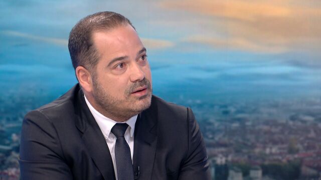 Снимка: Калин Стоянов: Скандалът с полетите на Пеевски е изфабрикуван