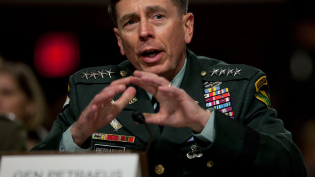 Снимка: Бившият директор на ЦРУ: САЩ трябва да научат от Украйна „изцяло новата концепция за водене на война“