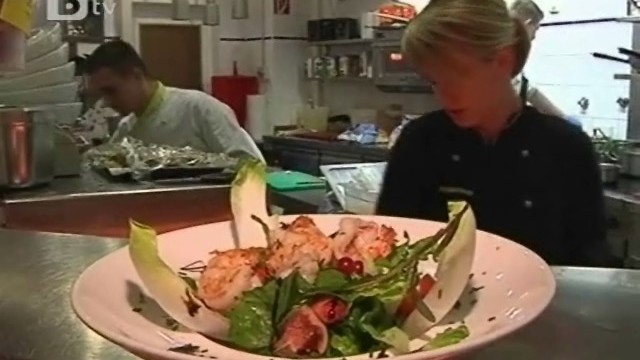 Снимка: Паниката в Германия отшумява, хората проядоха салата отново 