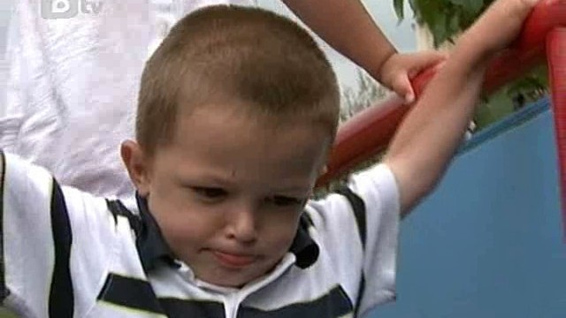 Снимка: Драстичен случай на дискриминация, и то на малко дете!