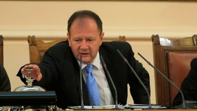Снимка: Миков решил окончателно да призове „ваканцуващите” депутати