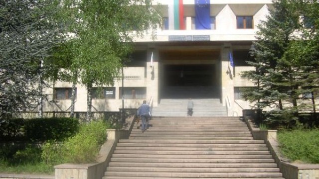 Снимка: Вицепремиерът Бобева: Смолян е регионът на малкия и среден бизнес