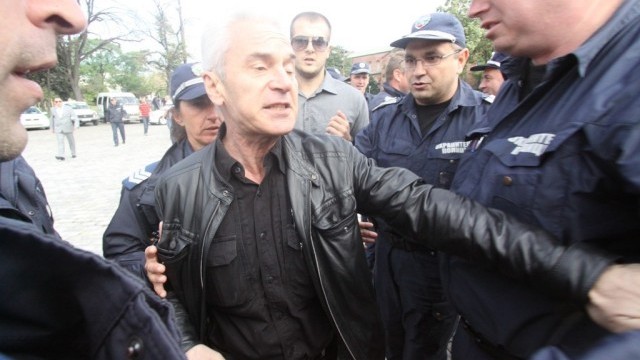 Снимка: Сидеров за протестите: Платени агитки на Сорос и ГЕРБ