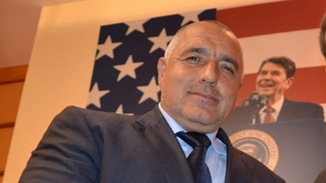 Снимка: Борисов поздрави Станишев от Вашингтон