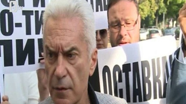Снимка: 70 хил. вместо 205 хил. лв. ще плати Сидеров на Борисов за клевета