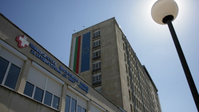 Снимка: Над 40 деца са в болница със съмнение за отравяне