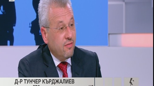 Снимка: ДПС ще изчака с вота на недоверие към кабинета