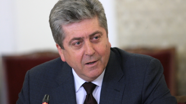 Снимка: Георги Първанов: Безумие е да се удряме един друг в лявото