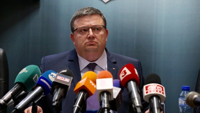 Снимка: Искат постоянна мярка 